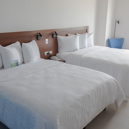 Park Inn By Radisson Mazatlán Exterior foto